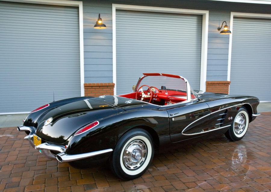  Chevrolet Corvette 1960 года  (фото 21 из 34)